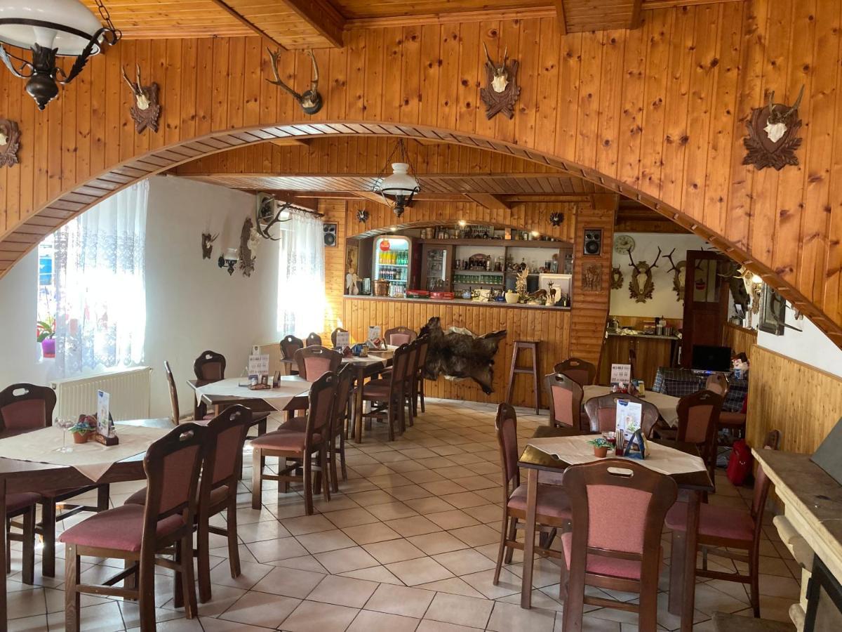 Penzion Restaurace Zatisi Rumburk Luaran gambar