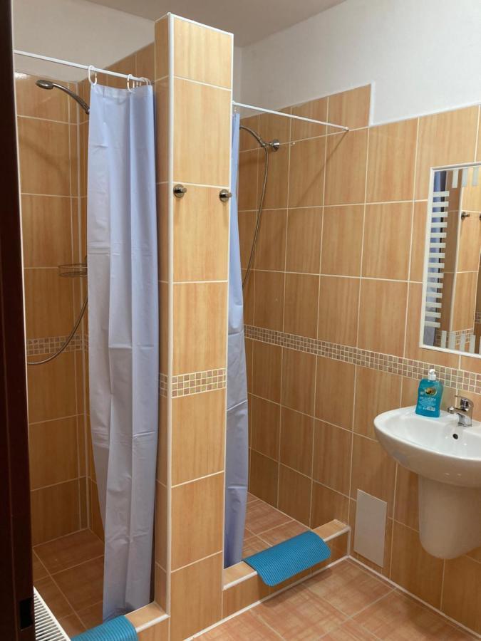 Penzion Restaurace Zatisi Rumburk Luaran gambar