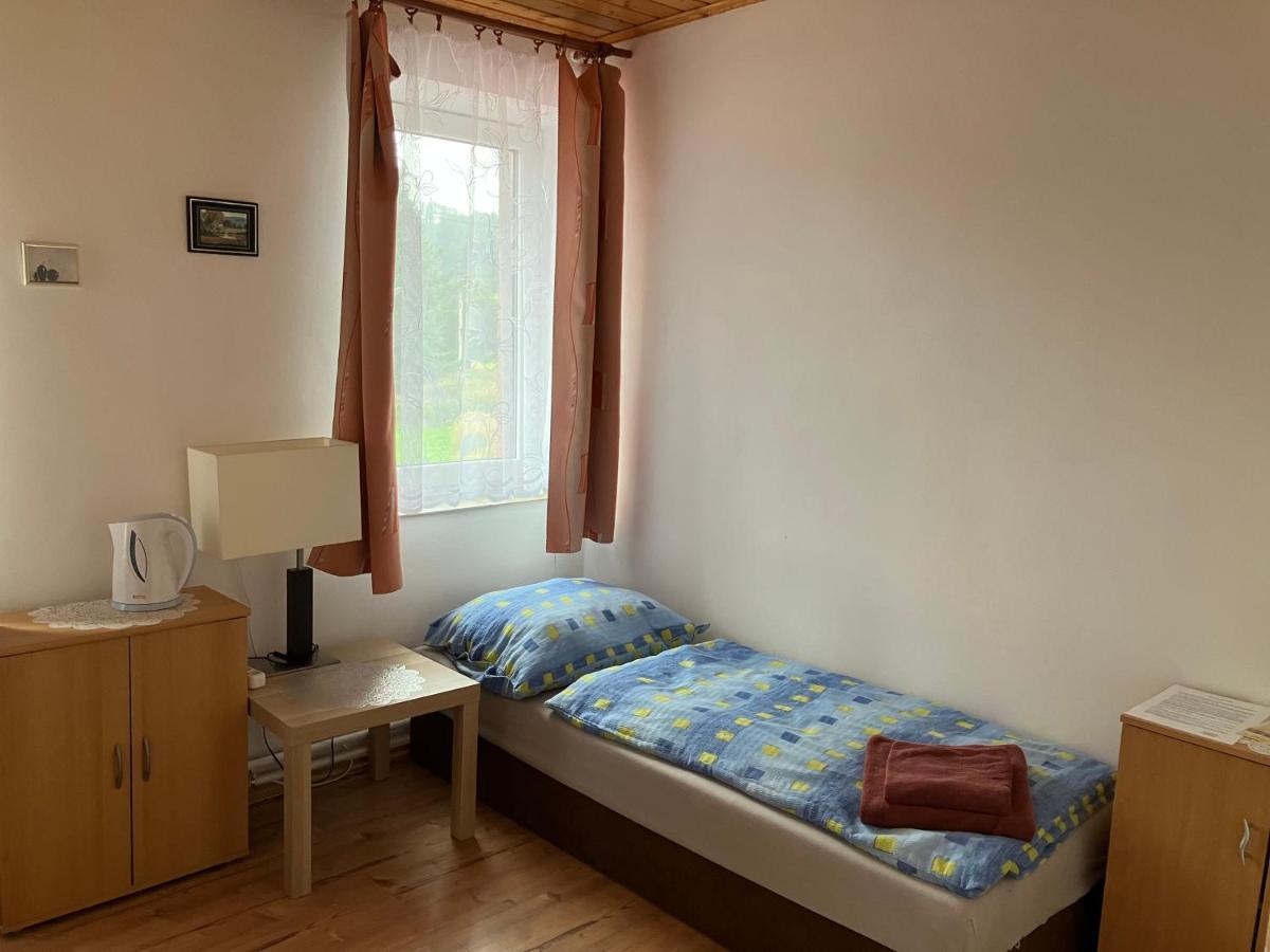 Penzion Restaurace Zatisi Rumburk Luaran gambar