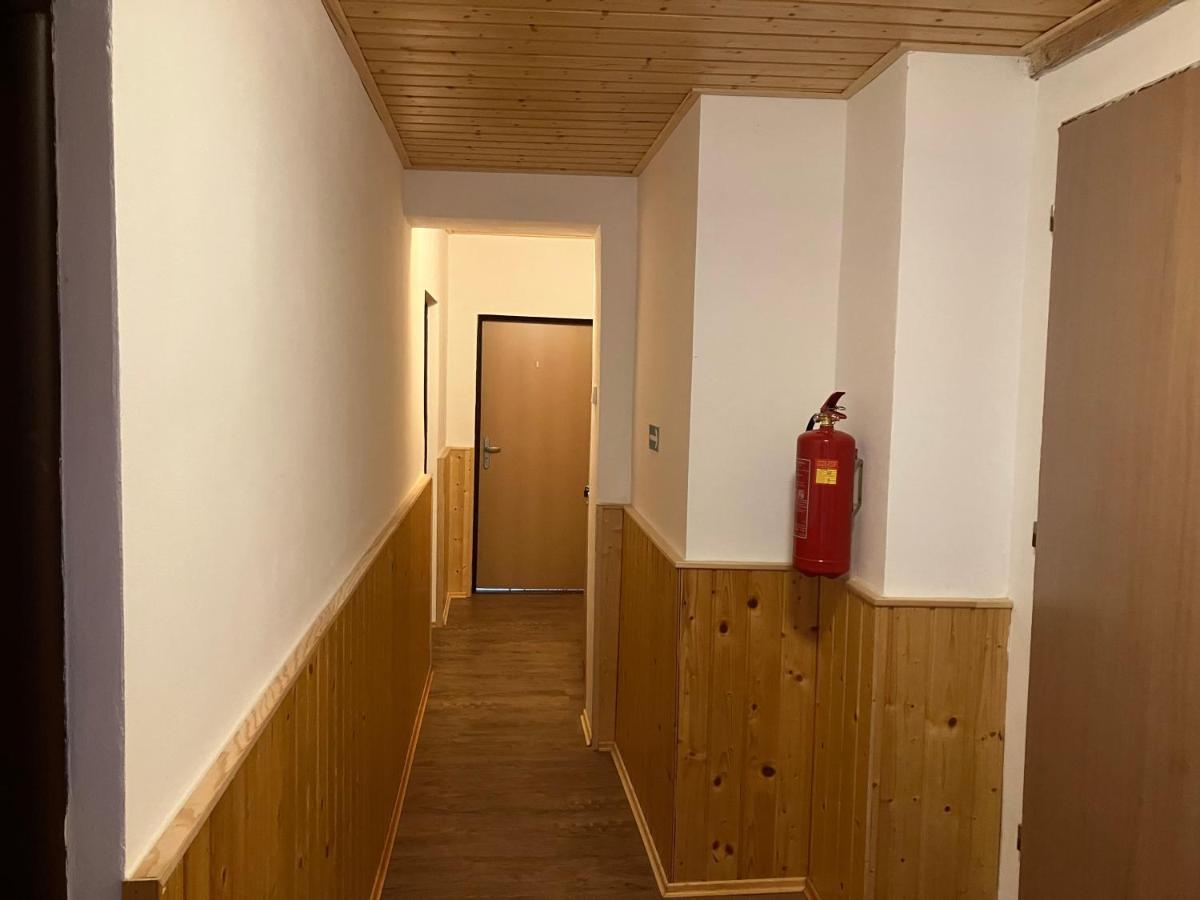 Penzion Restaurace Zatisi Rumburk Luaran gambar