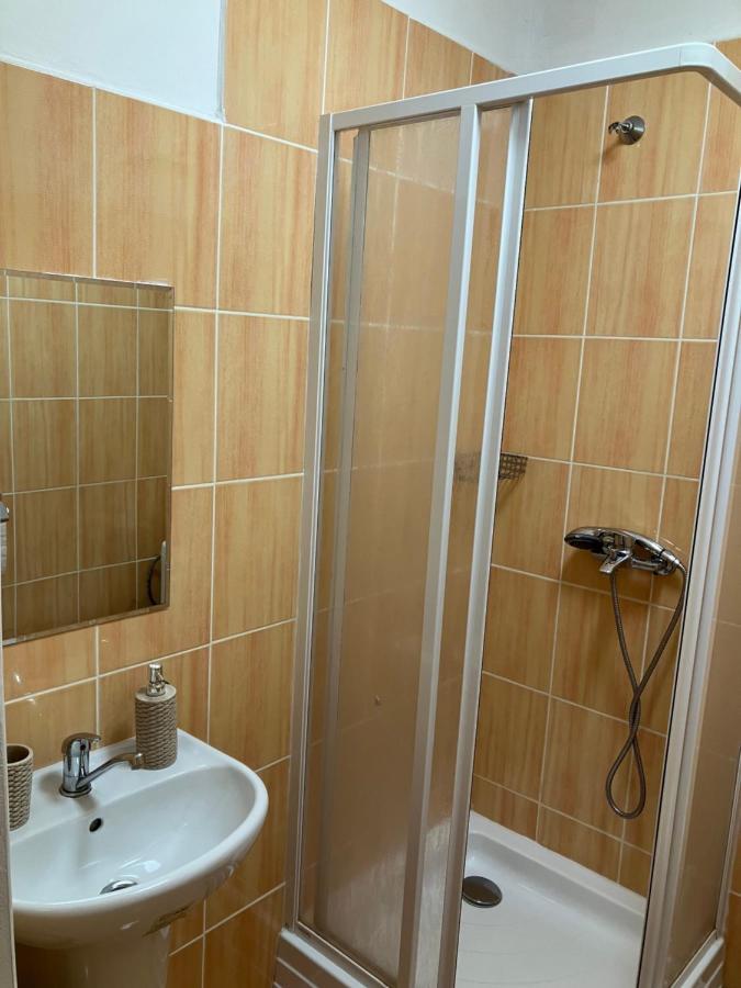 Penzion Restaurace Zatisi Rumburk Luaran gambar